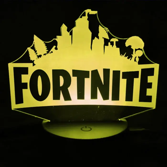 Fortnite 3D lampe. Natlampe med et lysende Fortnite logo. Farveskift mellem 7 farver. - Billede 7